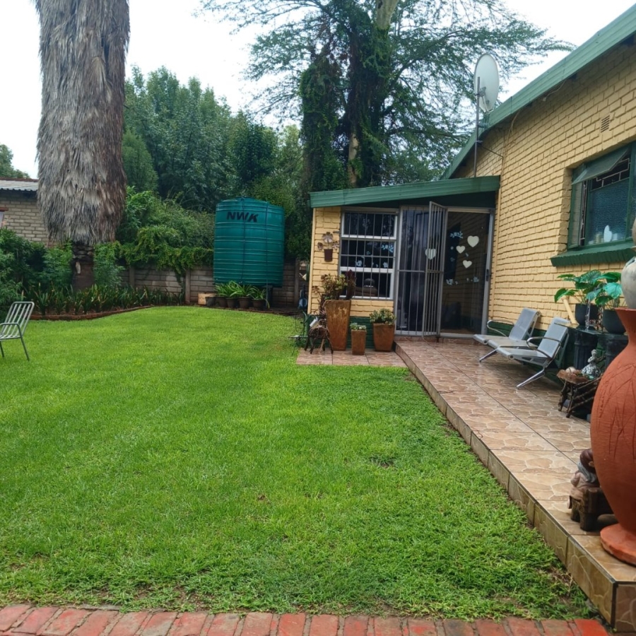 4 Bedroom Property for Sale in Zeerust North West